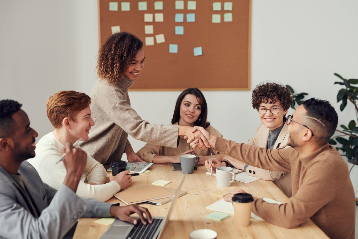DataKosa specialists collaborating on an enterprise programme